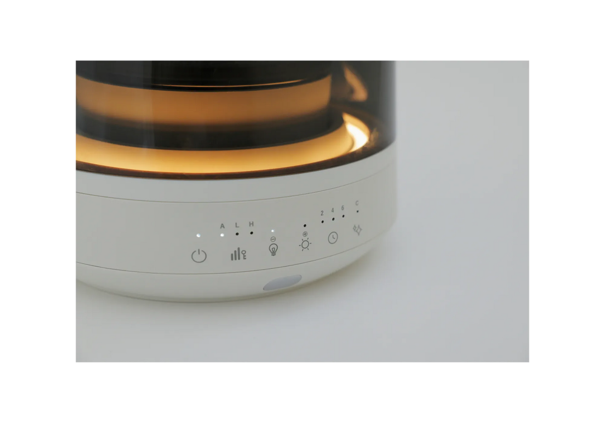 小さなお子様やペットのスチーム加湿器の誤操作を防ぐチャイルドロック操作パネル