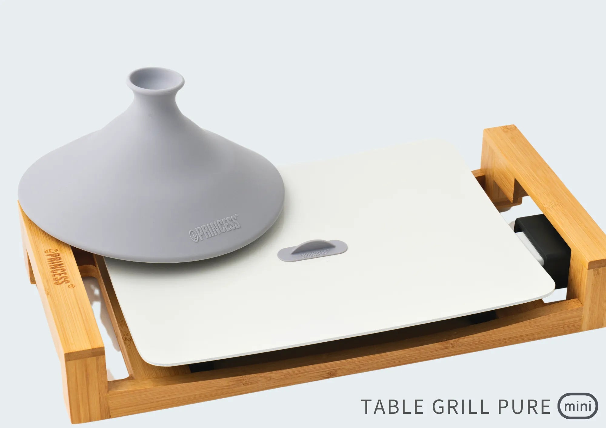 美味しい焼肉ならPRINCESSのホットプレートtablegrillミニサイズ.
1人から2人用にぴったりなサイズ感。