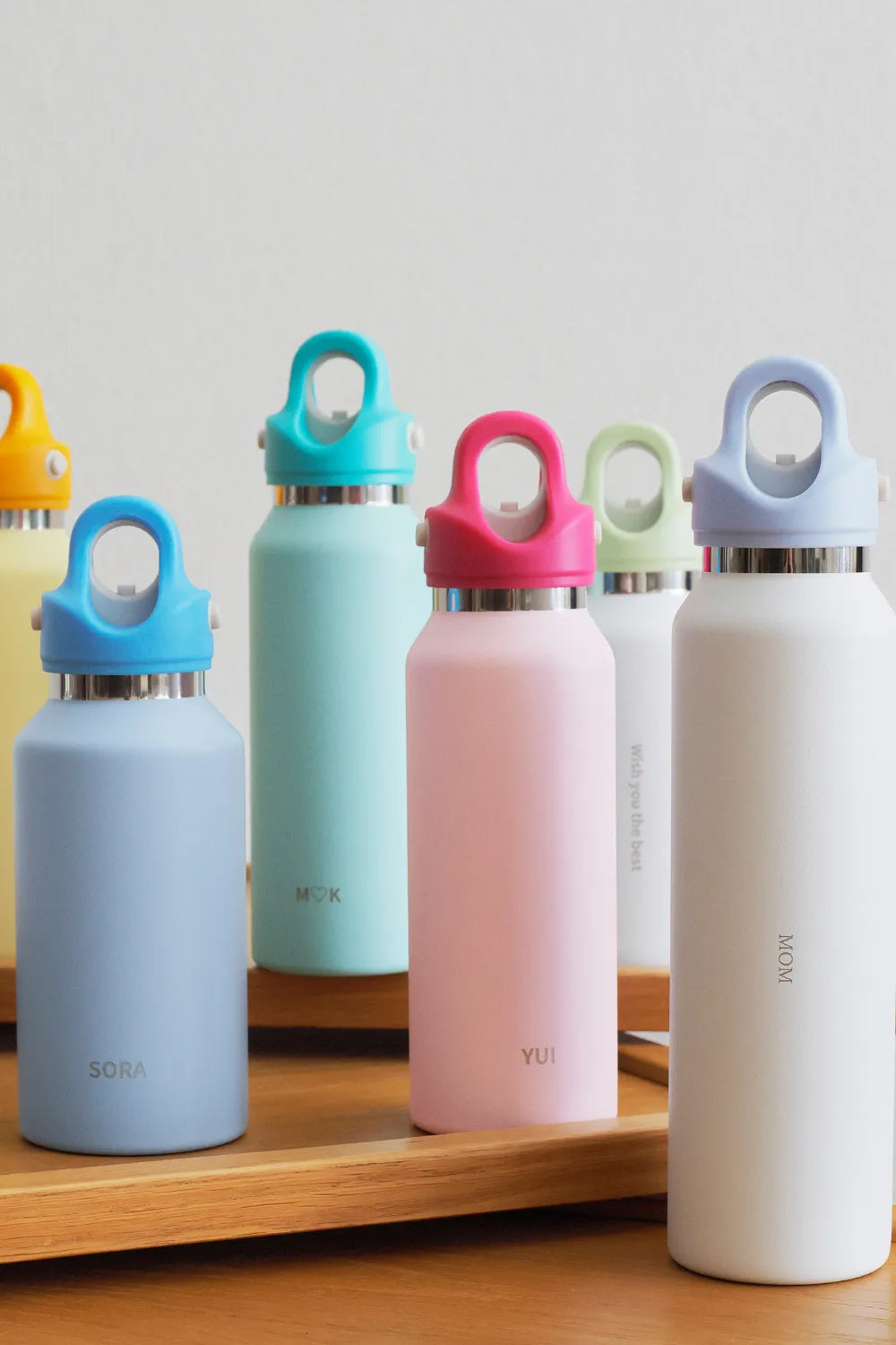 阪急梅田で刻印サービスPOP UPを開催。その場で刻印してお渡し可能でギフトに最適な完全オリジナル水筒が作成できます。イベント限定で刻印金額半額の550円でお得に開催中