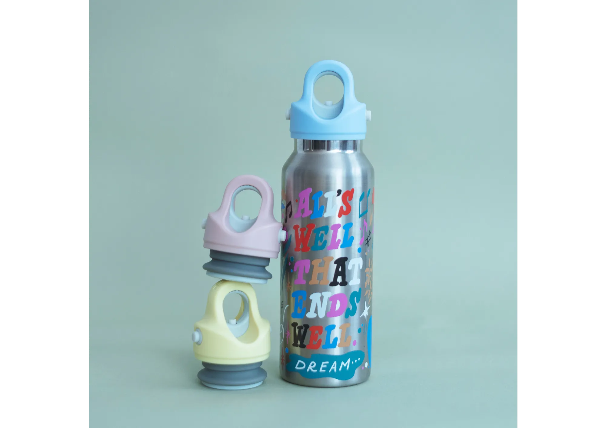 イラストレーターSHOGO SEKINE氏とコラボレーション水筒発売。REVOMAXのために描き下ろしてくださったデザインをあしらった限定コラボ水筒。全5色展開。春の新色ペールカラーも仲間入り!