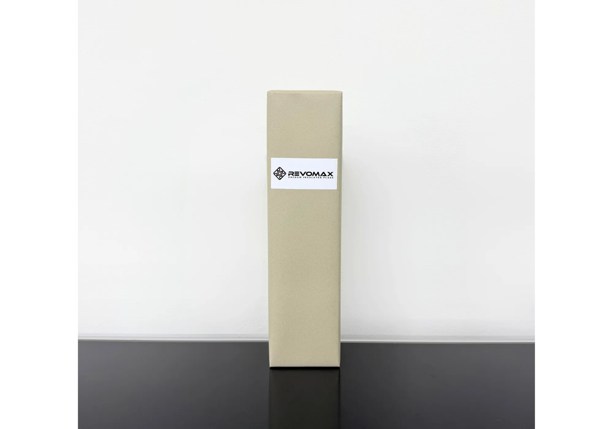 【REVOMAX専用ラッピング】
※REVOMAX製品(ボトルのみ)と合わせてカートに入れてご購入ください
大切な人への大切なギフト
”つつみ屋工房” 様により一つ一つ心を込めてお包みいたします。