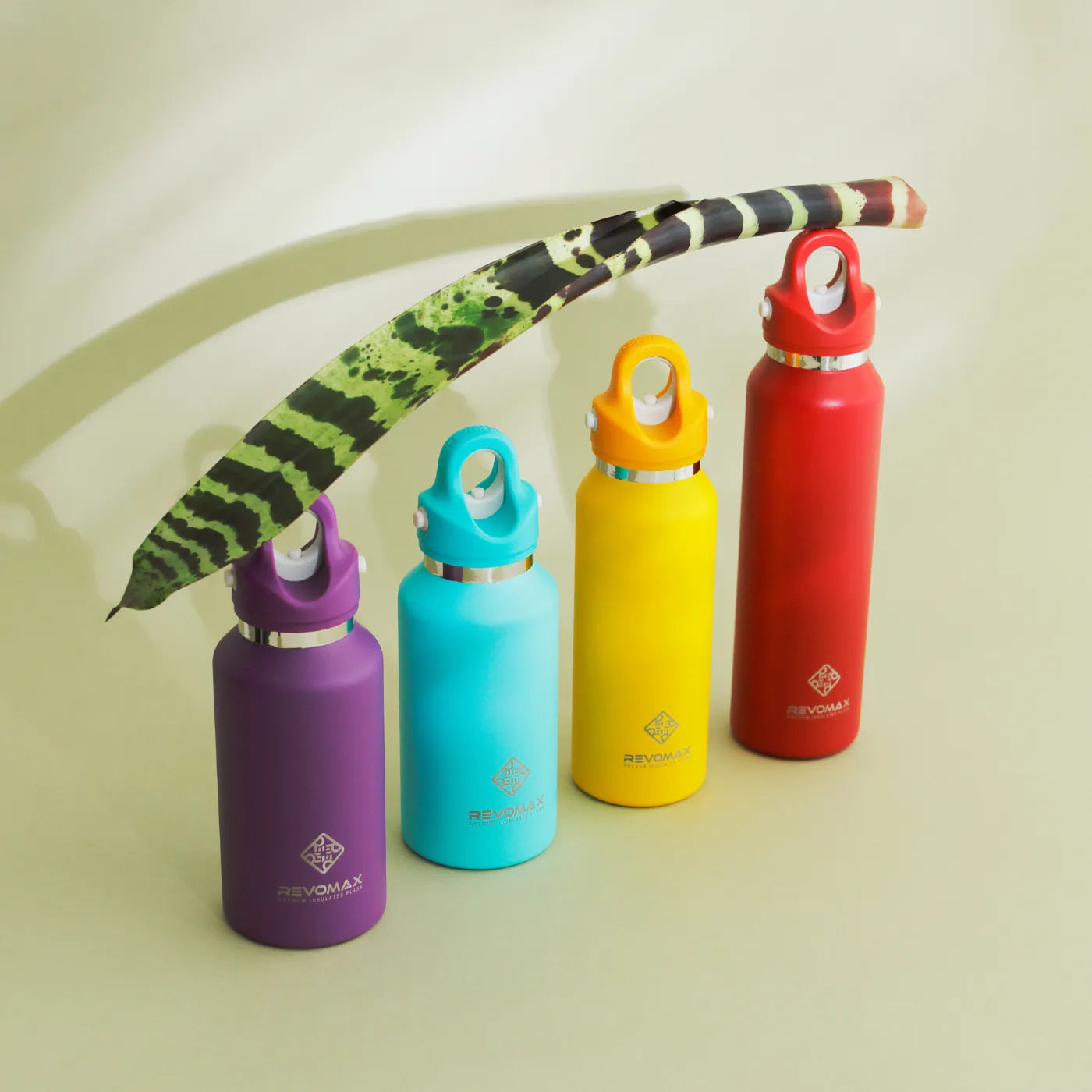 YOASOBI レボマックス 水筒 グッズ