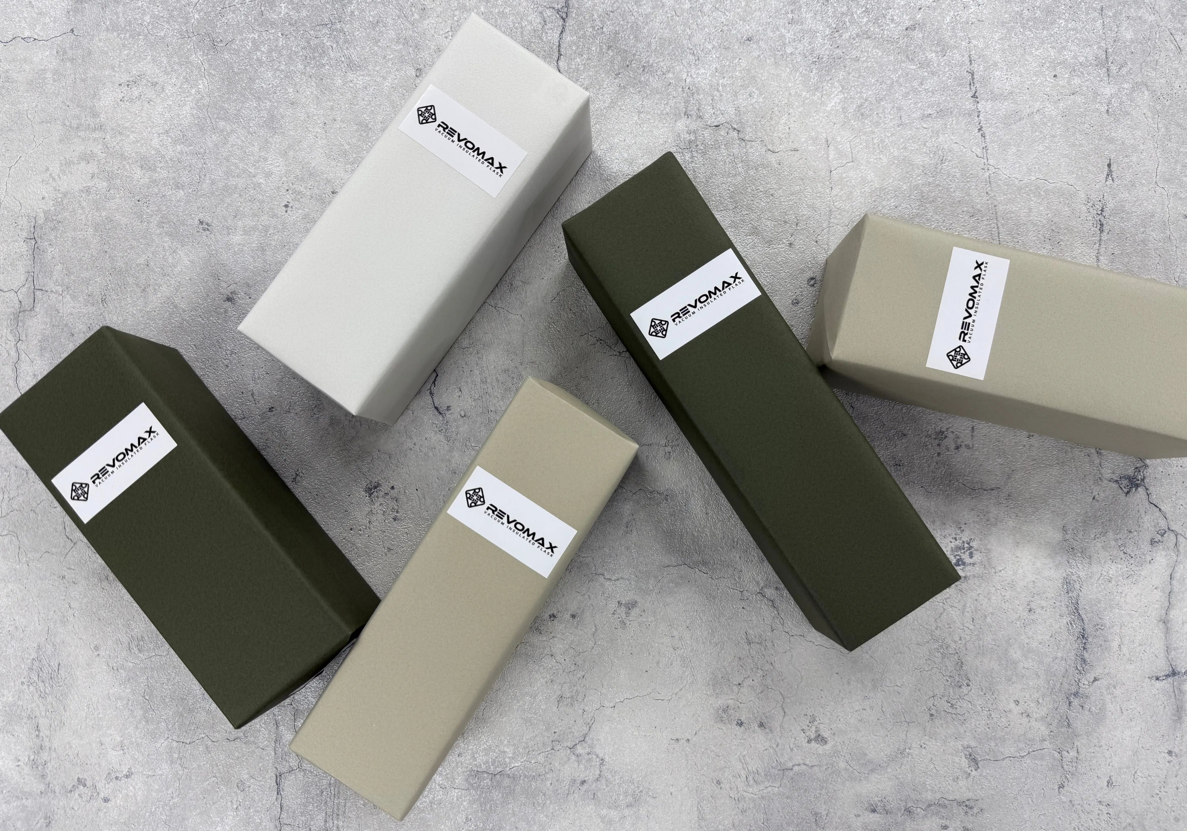 【REVOMAX専用ラッピング】
※REVOMAX製品(ボトルのみ)と合わせてカートに入れてご購入ください

大切な人への大切なギフト
”つつみ屋工房” 様により一つ一つ心を込めてお包みいたします。